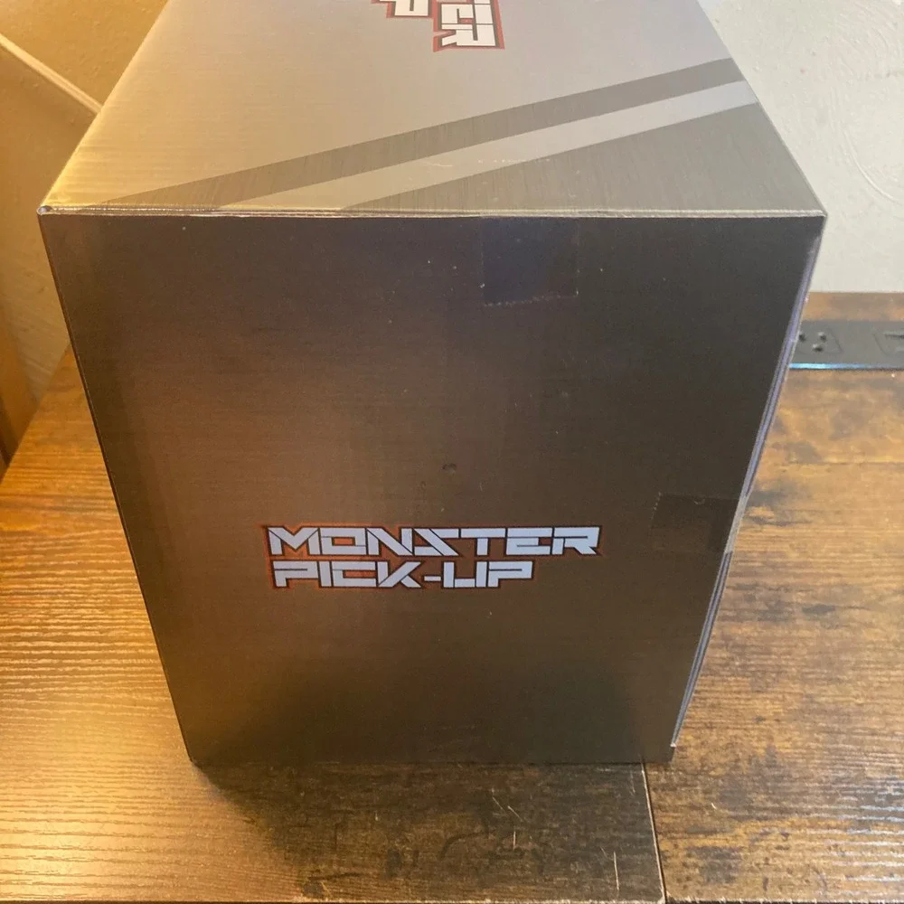 Cyber Space Truck Monster Pick-Up 1:12 Scale RC 2.4GHz Black Weekend Come